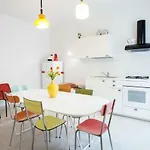 Interno16holidayhome Apartmán